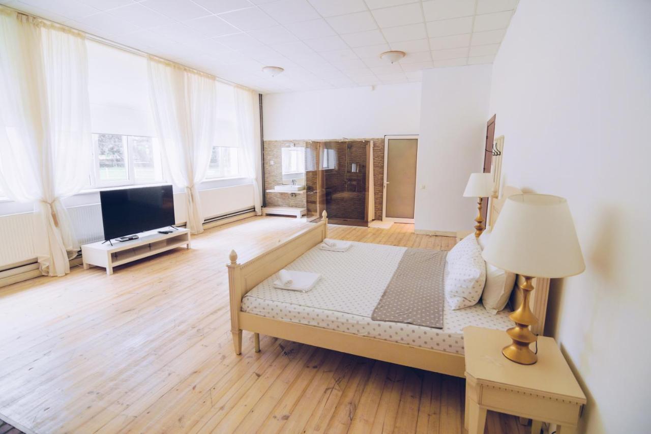 Guest House Ongal كروشونا المظهر الخارجي الصورة